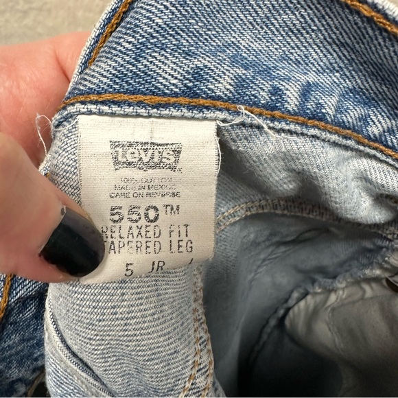 Levi’s 550 women’s straight leg jeans distressed hems size juniors 5 high waist - Picture 8 of 8